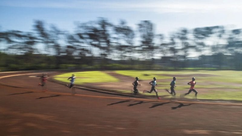 Chạy bộ Kenya trong cơn bão doping
