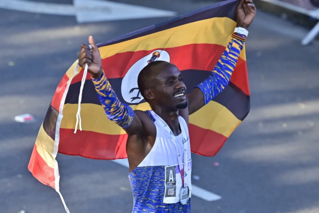 Kiplimo chạy đà cho Chicago Marathon