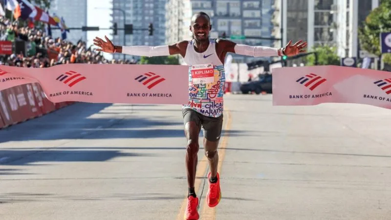 Jacob Kiplimo lên ngôi tại Chicago Marathon 2025
