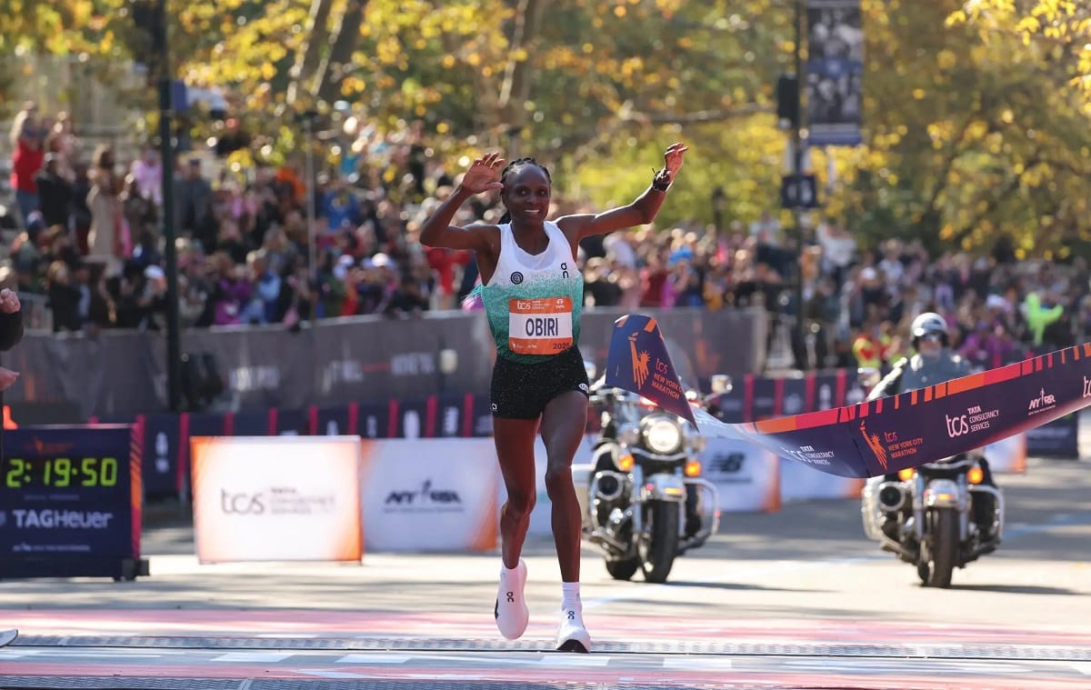 Hellen Obiri phá kỷ lục TCS New York City Marathon 2025